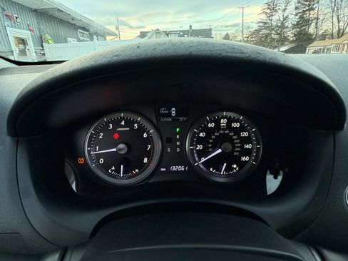 Used 2011 Lexus ES 350 image 10