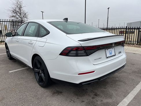 Used 2025 Honda Accord Sport image 6
