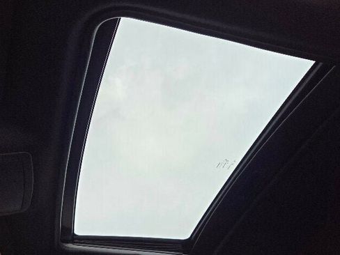 Used 2020 Dodge Challenger SRT Hellcat w/ Plus Package image 21