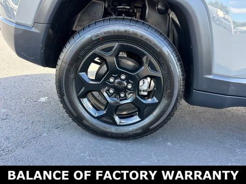 Used 2023 Jeep Compass Trailhawk AWD/4WD image 7