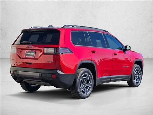 Used 2026 Jeep Cherokee Limited AWD/4WD image 5