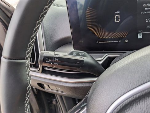 Certified 2025 Kia Sorento S w/ Panoramic Sunroof Package image 34