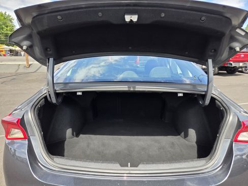 Used 2022 Kia K5 LXS FWD image 17