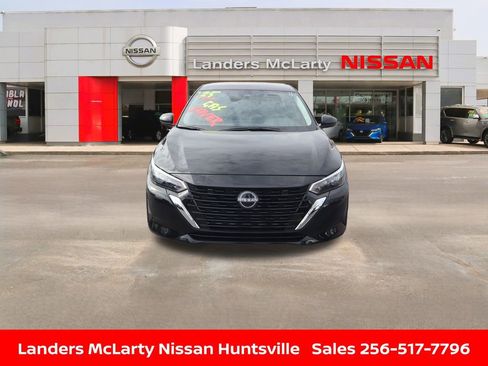 Used 2025 Nissan Sentra S image 11