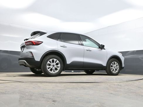 Used 2025 Ford Escape Active image 36