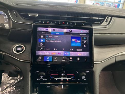 New 2025 Jeep Grand Cherokee L Limited image 21