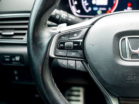 Used 2022 Honda Accord Sport image 40
