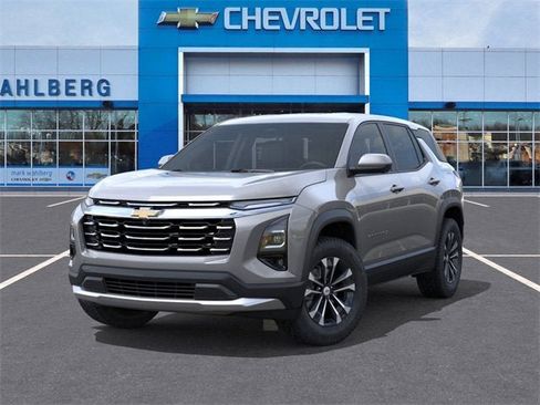 New 2026 Chevrolet Equinox LT w/ Safety and Technology Package image 6