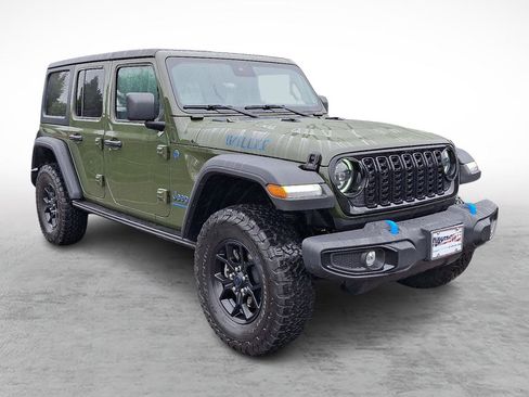 Used 2024 Jeep Wrangler Unlimited AWD/4WD image 7