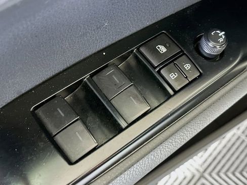 Certified 2025 Toyota Camry SE FWD image 22