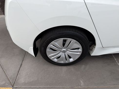 Used 2025 Nissan Leaf S FWD image 15