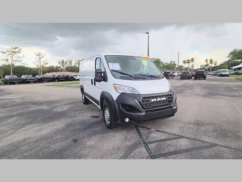 Used 2025 RAM ProMaster 2500 w/ Convenience Group FWD image 52
