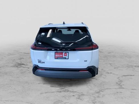 New 2026 Toyota RAV4 SE image 8
