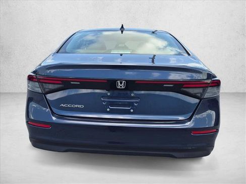 Used 2024 Honda Accord EX image 5