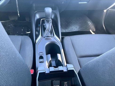 Used 2023 Toyota Corolla LE image 30