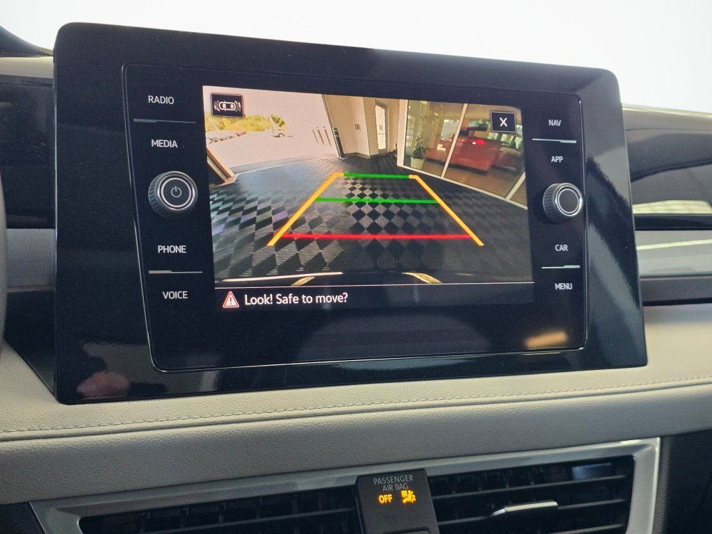 New 2026 Volkswagen Taos SEL AWD/4WD image 26