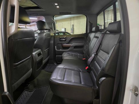 Used 2017 GMC Sierra 1500 Denali w/ Denali Ultimate Package AWD/4WD image 17