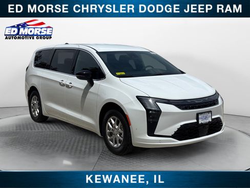 New 2027 Chrysler Pacifica Select w/ Family Tech Group FWD image 7