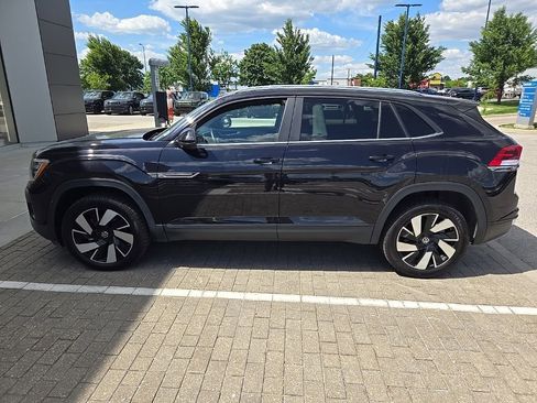 Used 2024 Volkswagen Atlas Cross Sport SE AWD/4WD image 8
