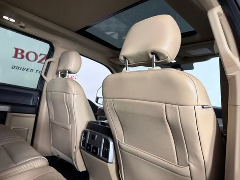 Used 2018 Ford F250 Lariat w/ Lariat Ultimate Package AWD/4WD image 19