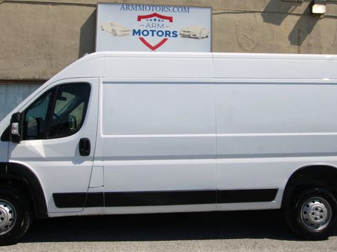 Used 2023 RAM ProMaster 2500 FWD image 5