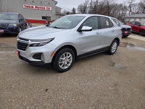 Used 2022 Chevrolet Equinox LT image 16