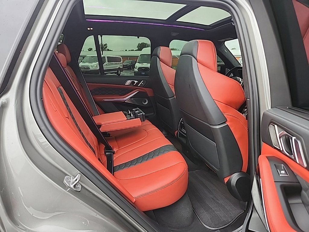 Used 2023 BMW X5 M w/ Competition Package AWD/4WD image 35