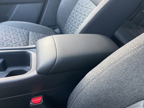 New 2026 Nissan Kicks SV image 12