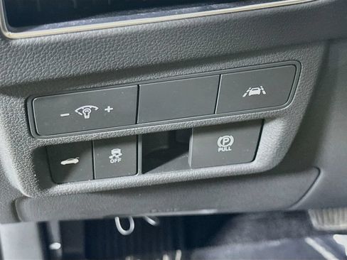Used 2021 Hyundai Sonata Limited FWD image 24