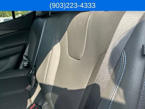 Used 2025 Buick Encore GX Sport Touring FWD image 40