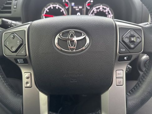 Used 2020 Toyota 4Runner Limited image 17