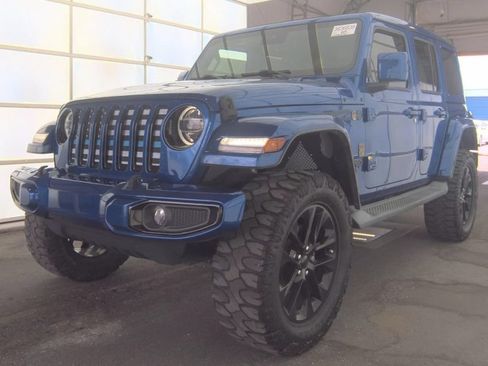 Used 2020 Jeep Wrangler Unlimited Sahara AWD/4WD image 7