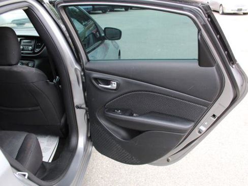 Used 2016 Dodge Dart SE w/ Convenience Group FWD image 17