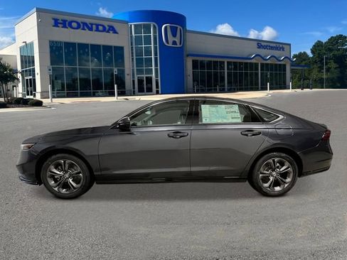 New 2026 Honda Accord EX-L image 2