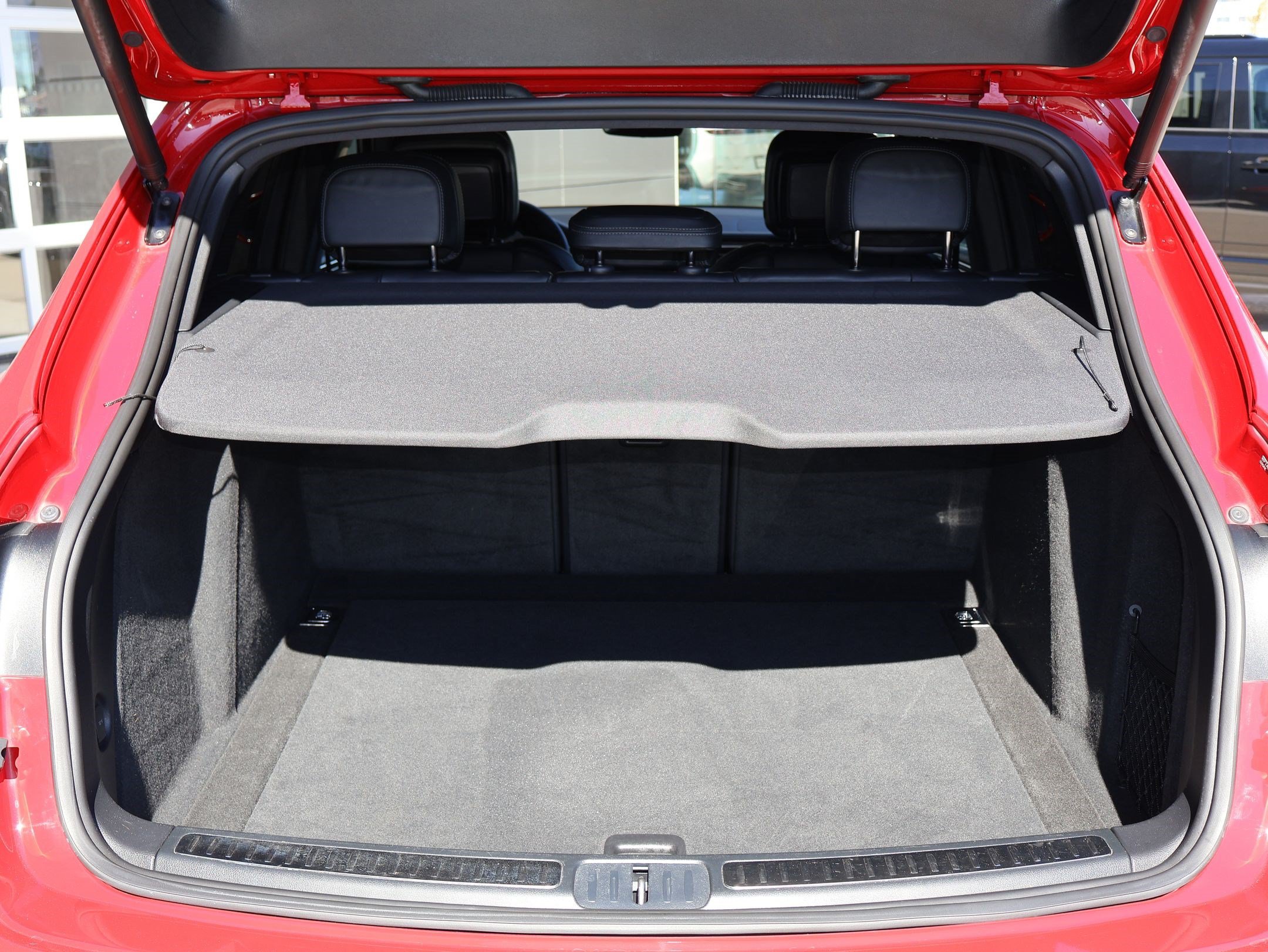 Used 2023 Porsche Macan S AWD/4WD image 30