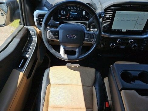 Used 2022 Ford F150 Lariat w/ Equipment Group 501A Mid image 13