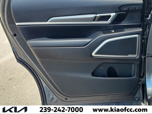 Used 2020 Kia Telluride S w/ S 8 Passenger Seating Package AWD/4WD image 15
