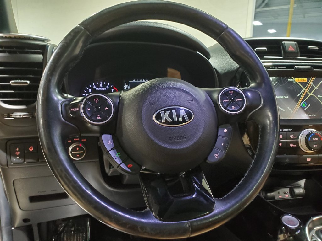 Used 2015 Kia Soul ! w/ Sun & Sound Package FWD image 26