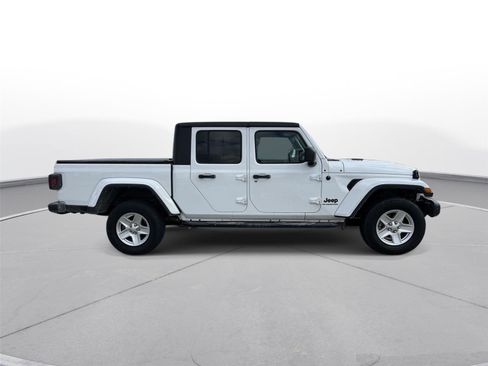 Used 2022 Jeep Gladiator Sport image 35