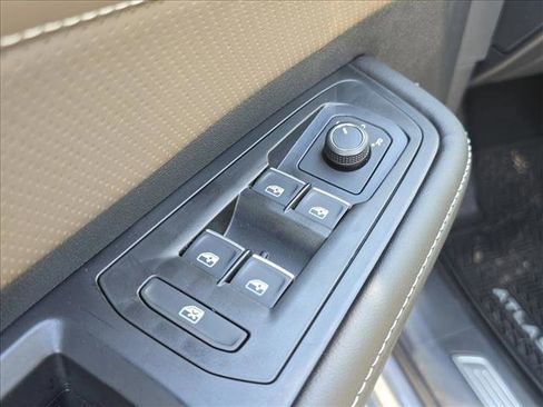 New 2026 Volkswagen Atlas SEL AWD/4WD image 5