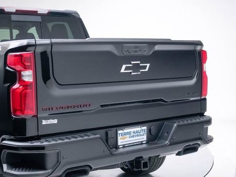 New 2026 Chevrolet Silverado 1500 RST w/ Redline Edition AWD/4WD image 5