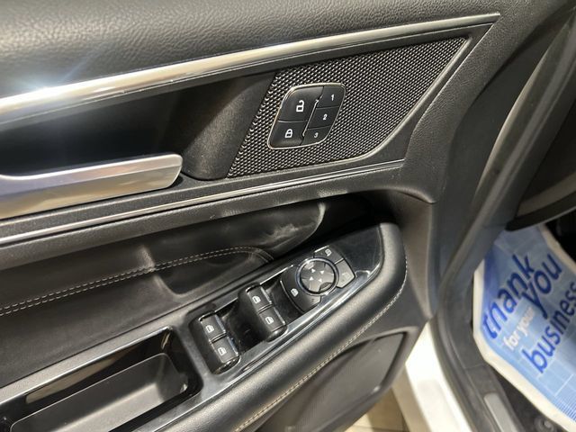 Used 2016 Ford Edge Titanium w/ Equipment Group 301A FWD image 23