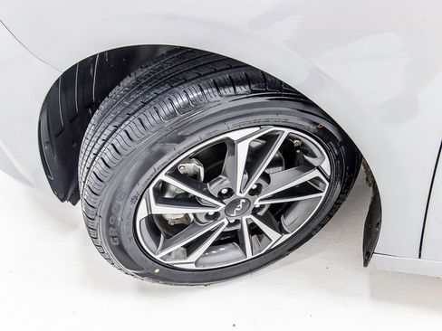 Used 2024 Kia Forte LXS FWD image 12