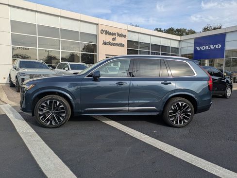 New 2026 Volvo XC90 T8 Ultra w/ Protection Package Premier AWD/4WD image 3