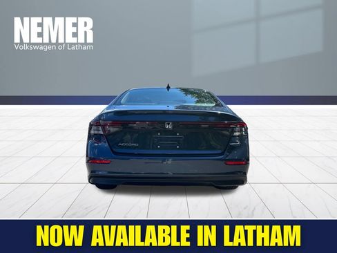 Used 2024 Honda Accord EX image 3