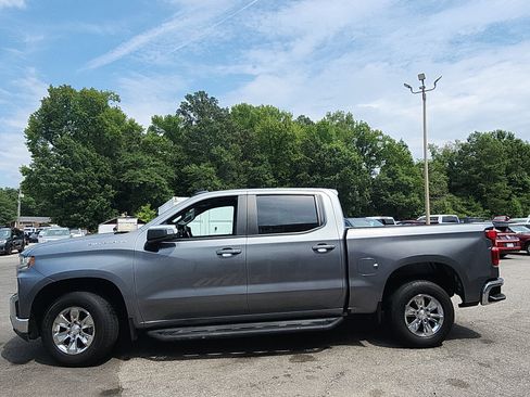 Used 2022 Chevrolet Silverado 1500 LT RWD image 2