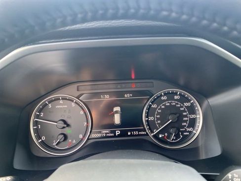 New 2026 Mitsubishi Outlander LE image 25