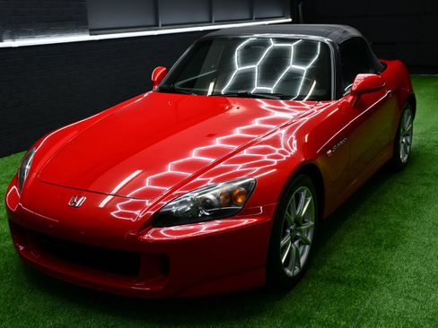 Used 2005 Honda S2000 image 36
