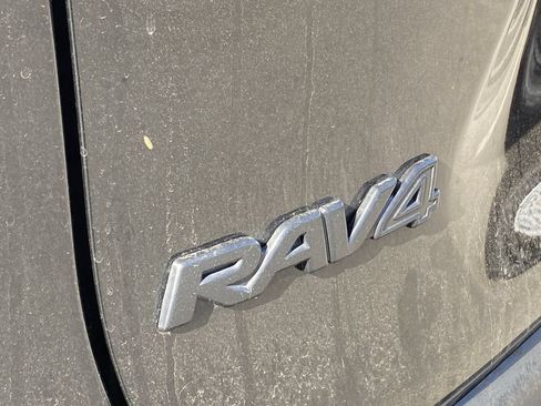 Certified 2025 Toyota RAV4 XLE FWD image 4