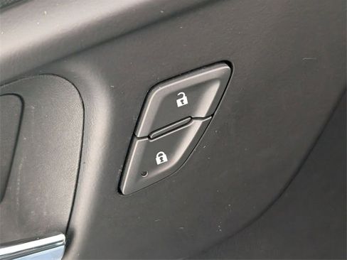 Used 2023 Chevrolet Malibu LT image 10